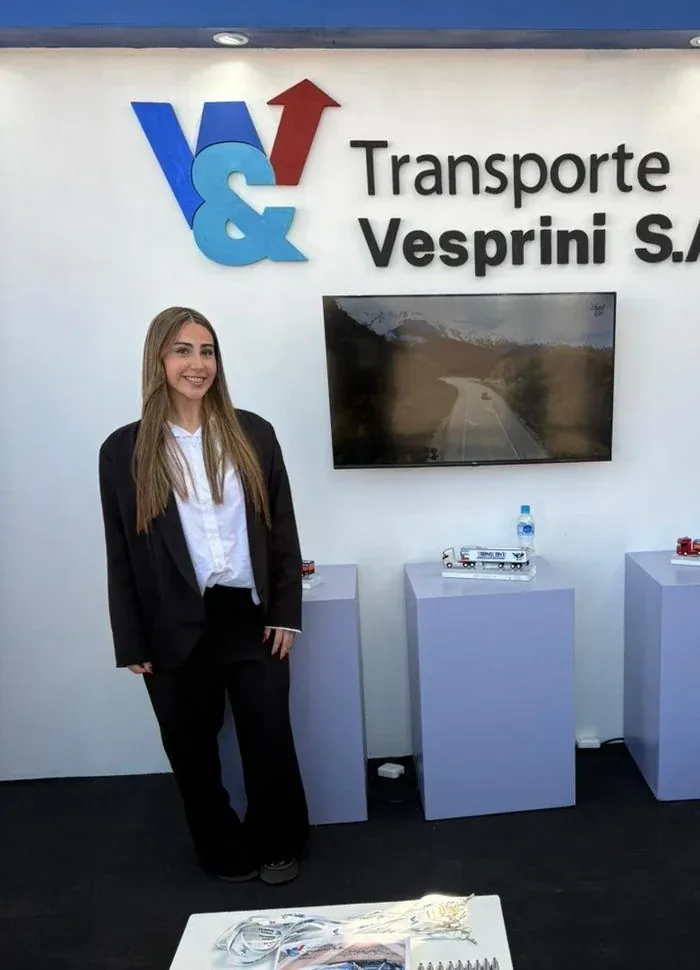 Transporte Vesprini: Expo Minera 2026 · San Juan. Staff de SOMOS Agencia