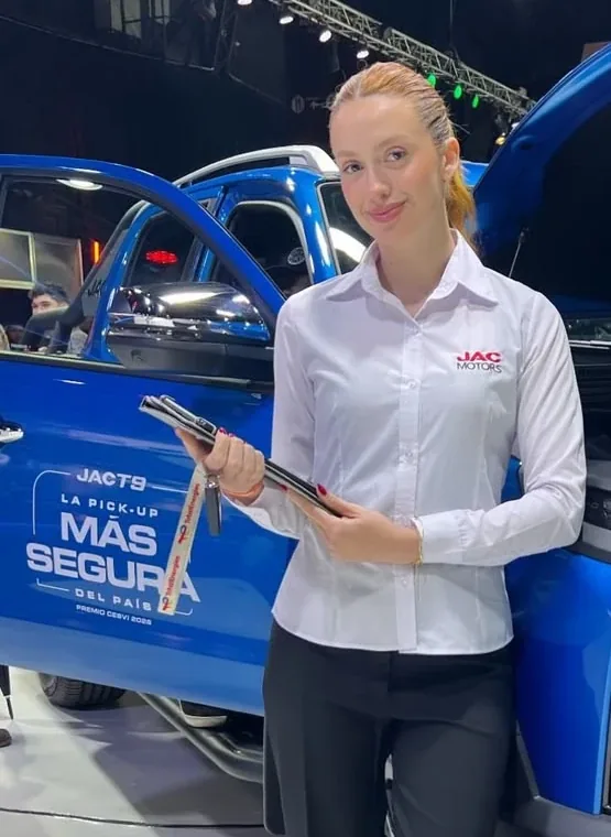 JAC Motors: Costa Salguero · CABA. Staff de SOMOS Agencia